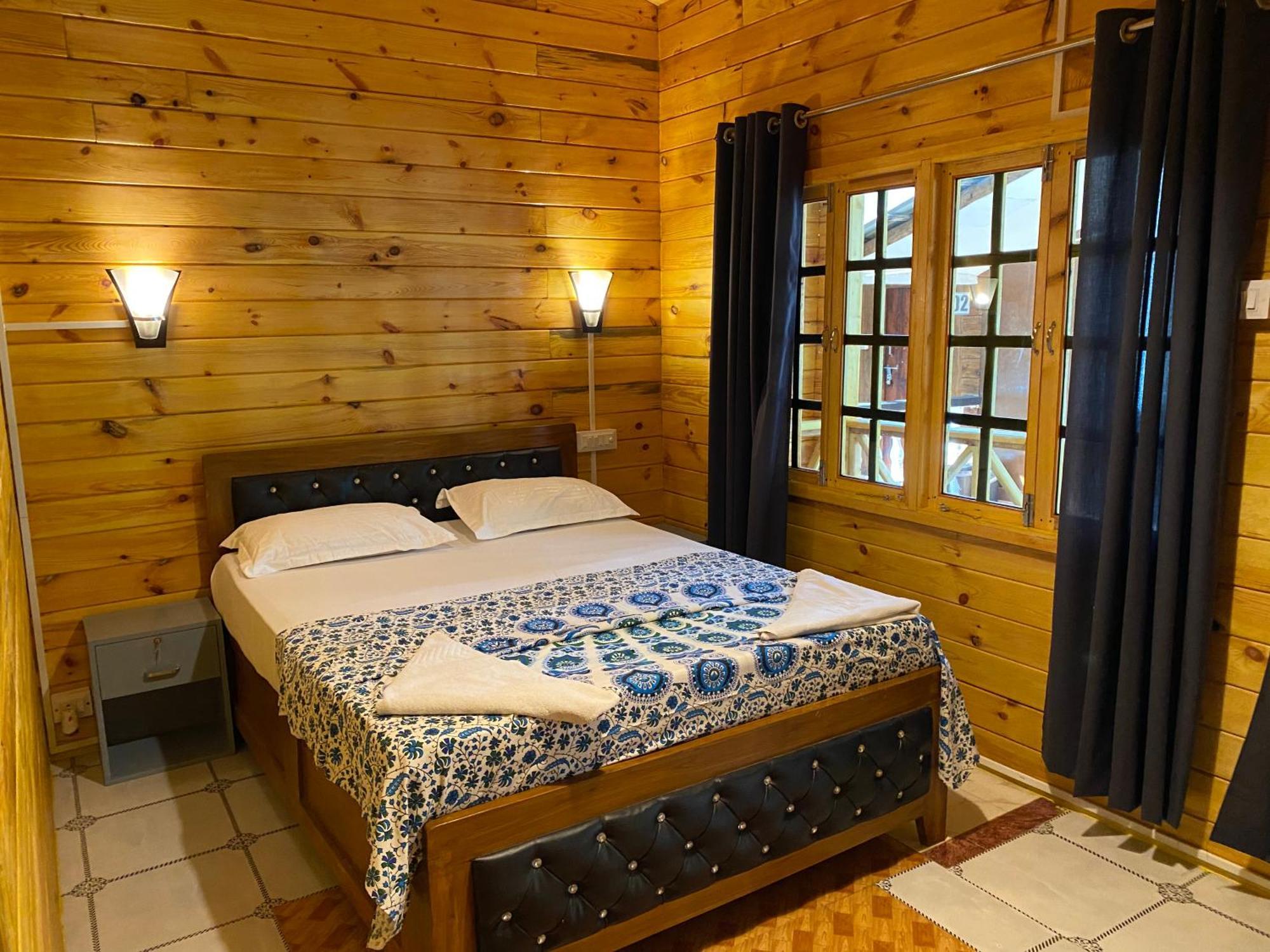 Chill Out Jasmine Restaurant Bar Rooms Palolem Εξωτερικό φωτογραφία